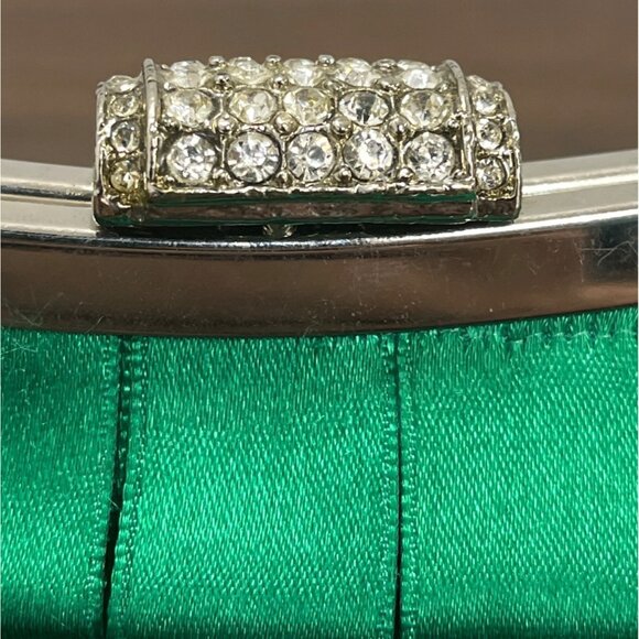 Lulu Townsend Women's Green Folded Ribbon Rhinestone Clasp Evening Clutch Sz M - Picture 7 of 10